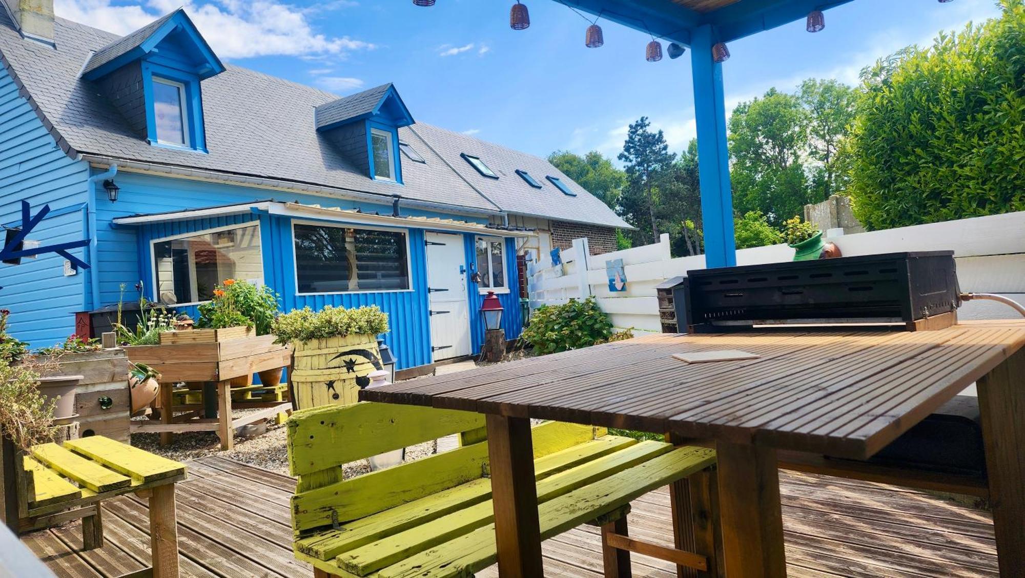 La Petite Maison En Bois Bleue Quiberville Eksteriør billede